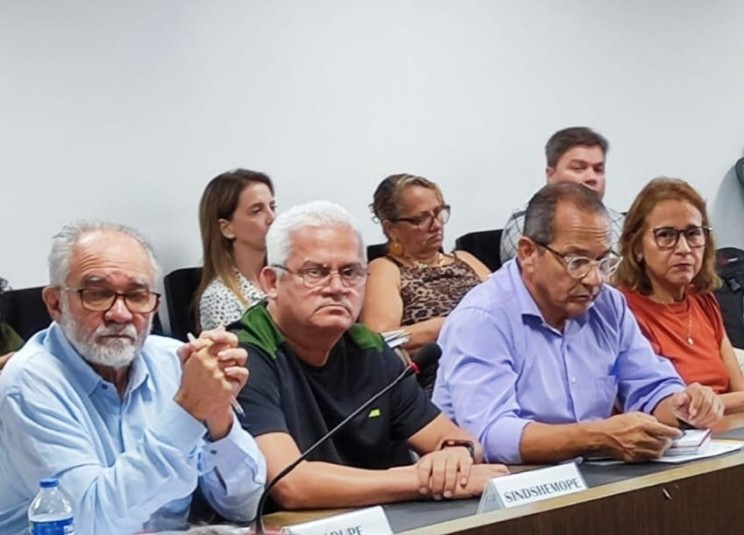 Adupe relata continuidade dos problemas nos contracheques dos docentes e exige solução